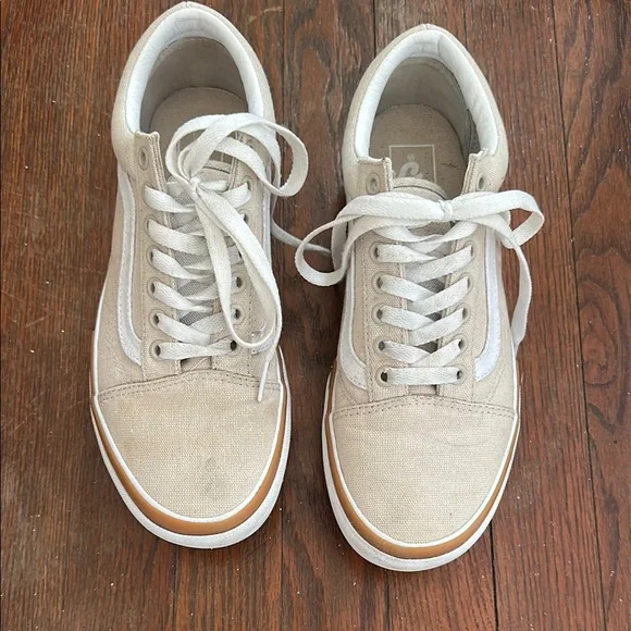 Vans Cream and Tan Platform Low-Top Sneakers Canvas Sneakers - Picture 2 of 5